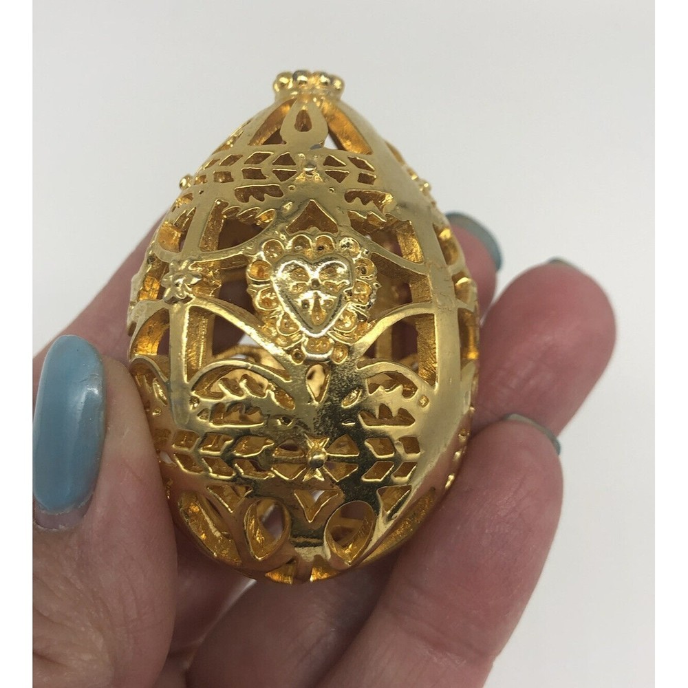 Vtg Franklin Mint Gold Tone Metal Easter EGG Ornament Dove & Heart 2.25" X 1.5”